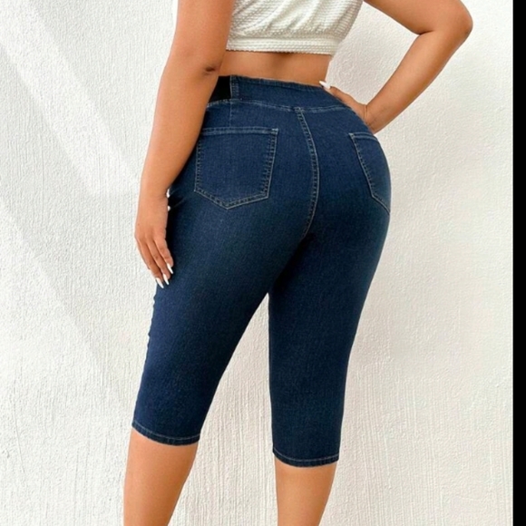 High Waist Skinny Capri Jeans - Picture 4 of 7